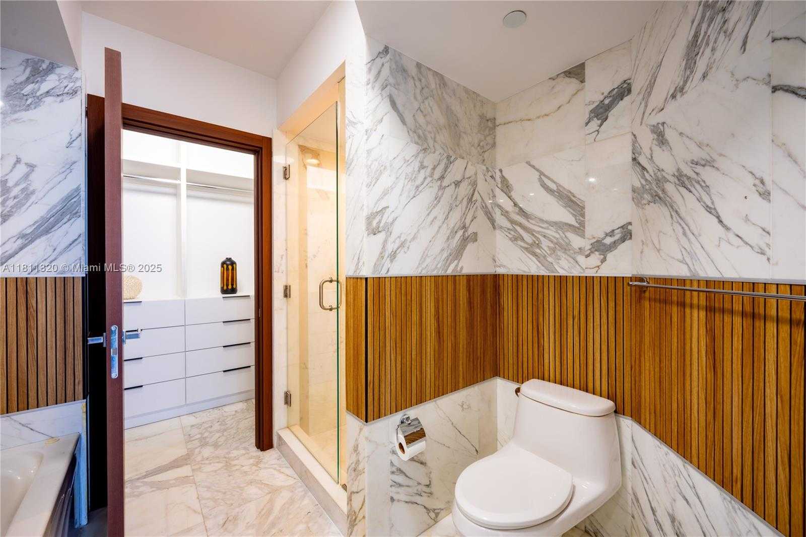 Small Image of 6365 COLLINS AVE #3304, Miami Beach Number 25