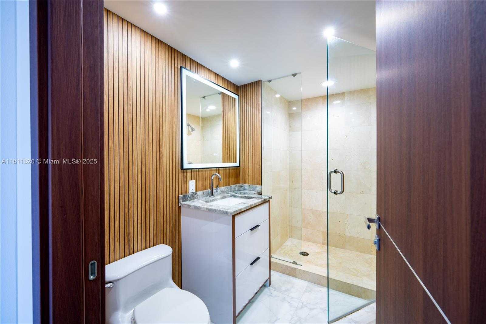 Small Image of 6365 COLLINS AVE #3304, Miami Beach Number 33