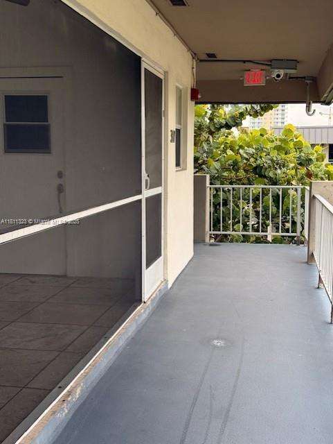 Small Image of 270 LAYNE BLVD #307, Hallandale Beach Number 31