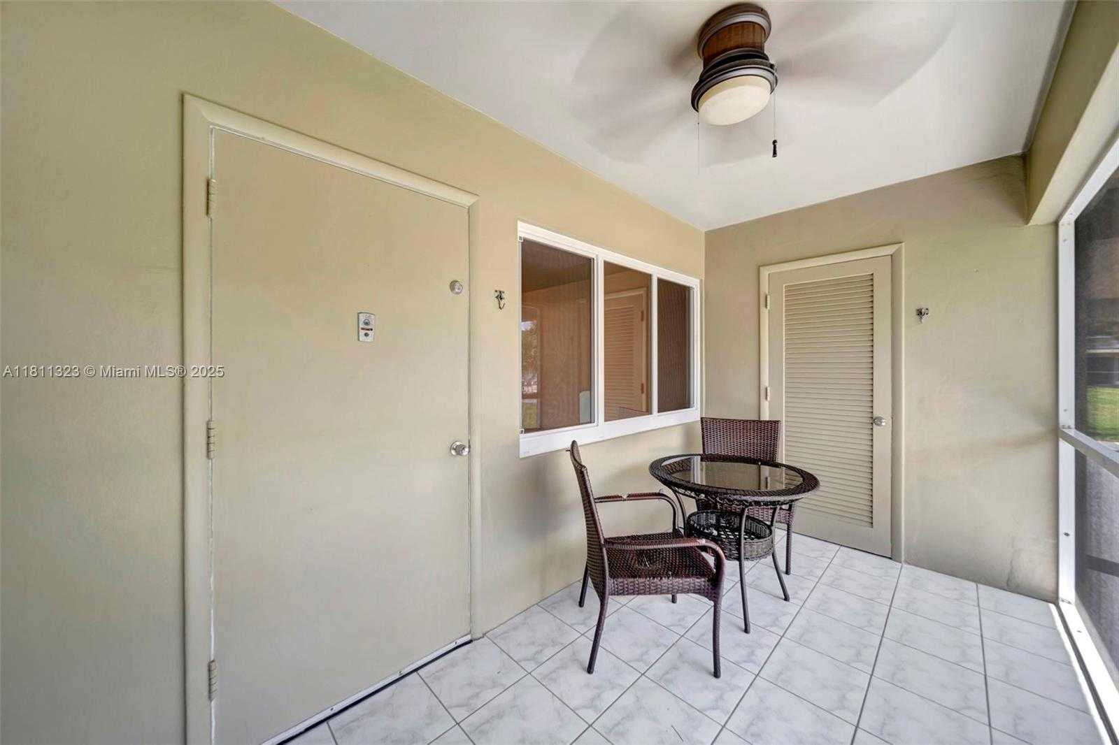 Small Image of 270 LAYNE BLVD #307, Hallandale Beach Number 7