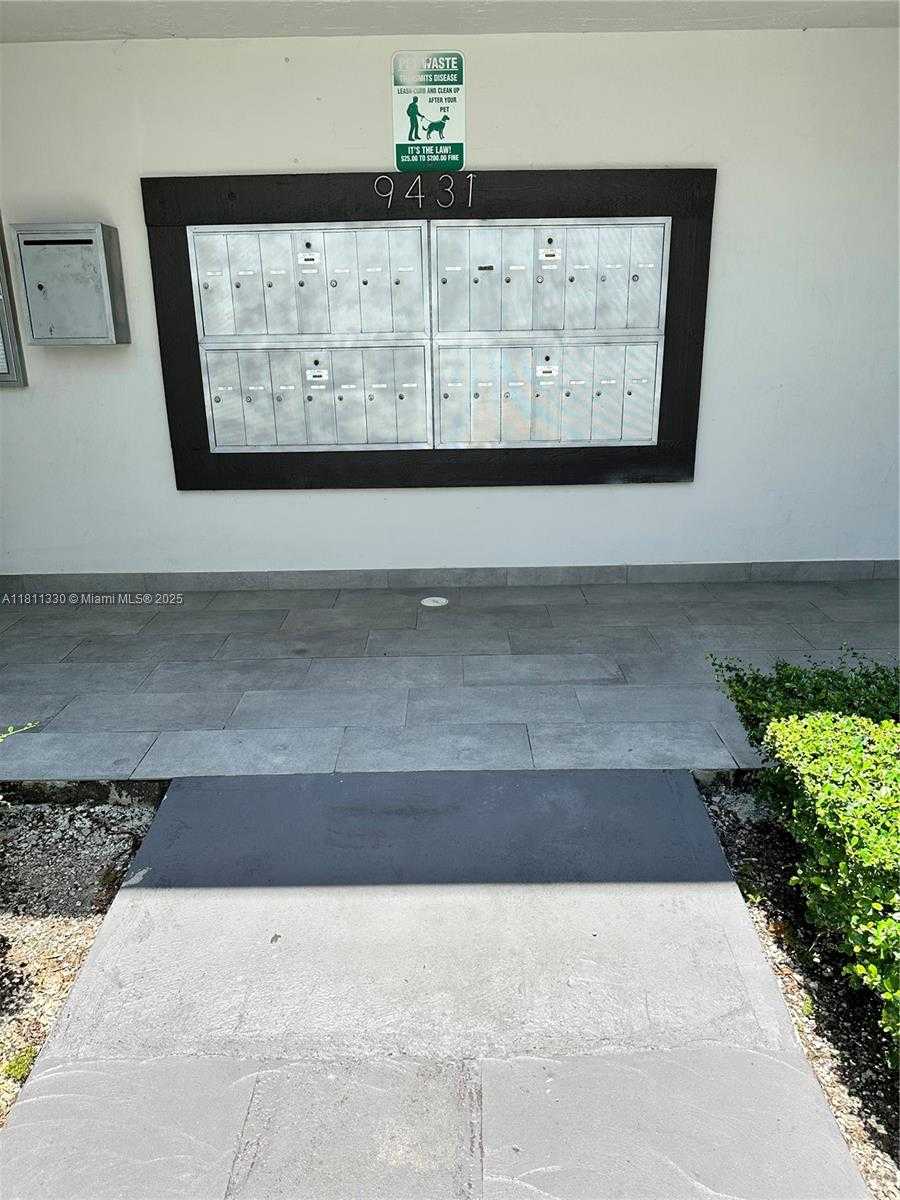 Small Image of 9431 FONTAINEBLEAU BLVD #112, Miami Number 21