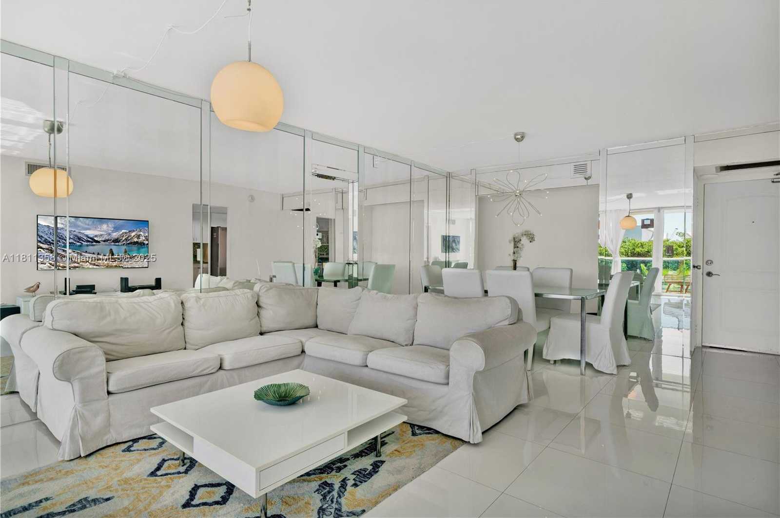 Small Image of 100 BAYVIEW DR #322, Sunny Isles Beach Number 21