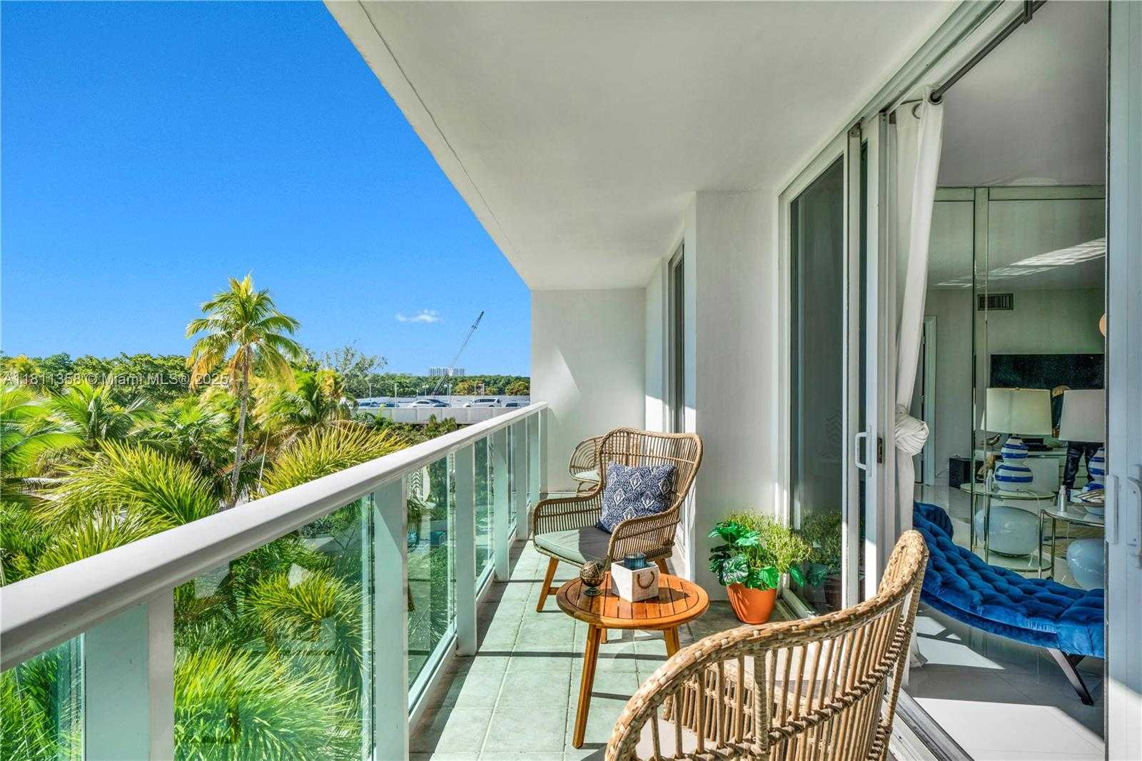 Small Image of 100 BAYVIEW DR #322, Sunny Isles Beach Number 42