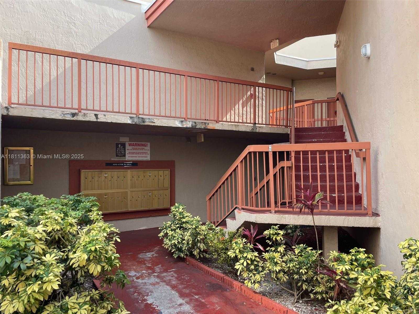 Small Image of 10245 NORTH WEST 9TH ST CIR #202-9, Miami Number 20