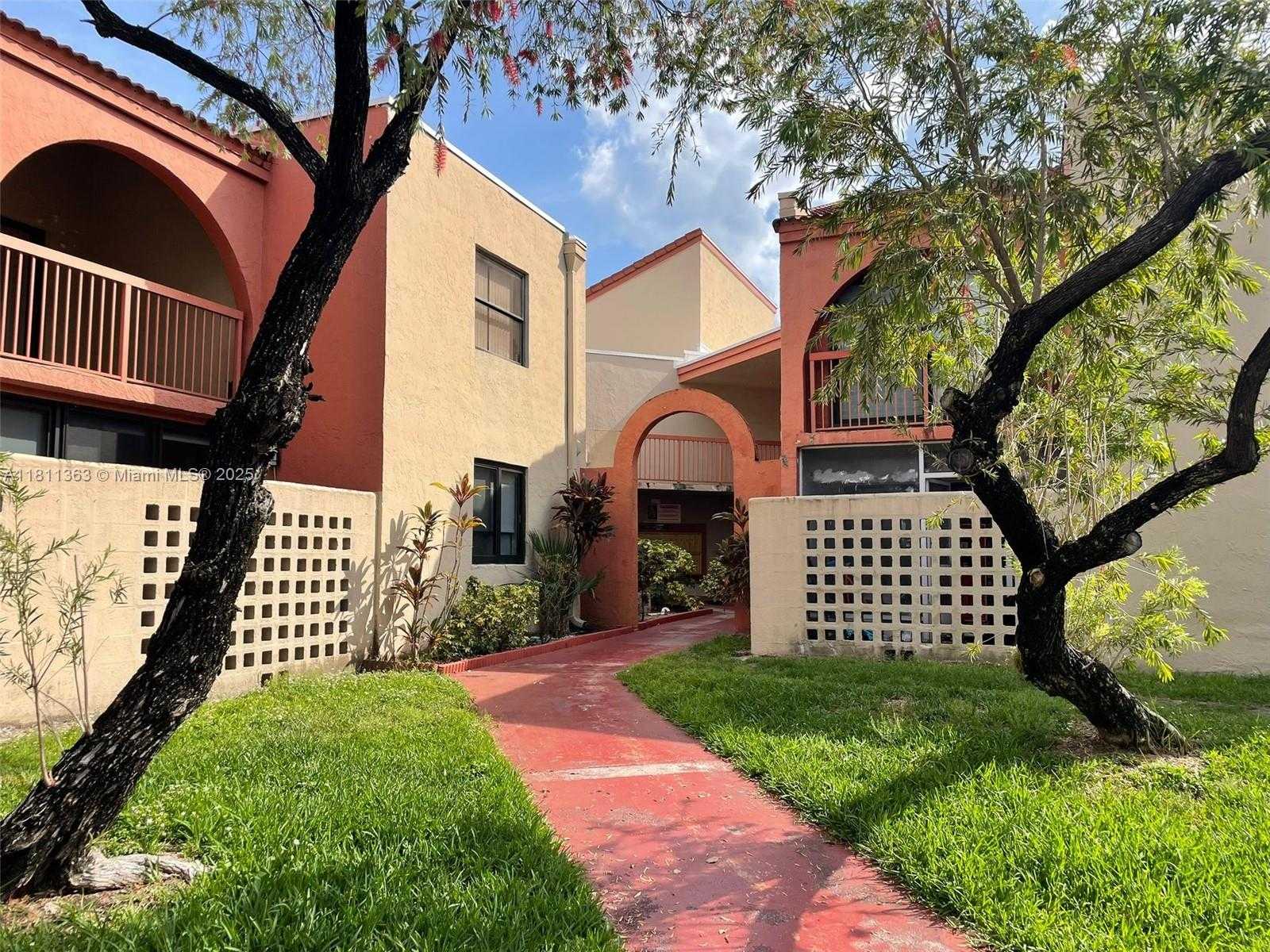 Small Image of 10245 NORTH WEST 9TH ST CIR #202-9, Miami Number 23