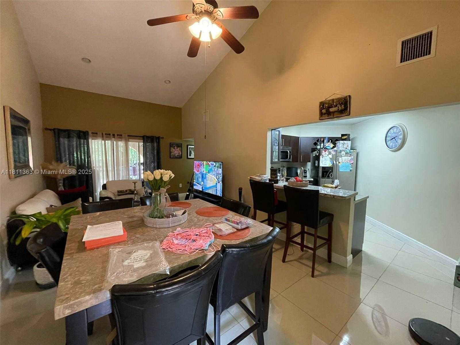 Small Image of 10245 NORTH WEST 9TH ST CIR #202-9, Miami Number 8