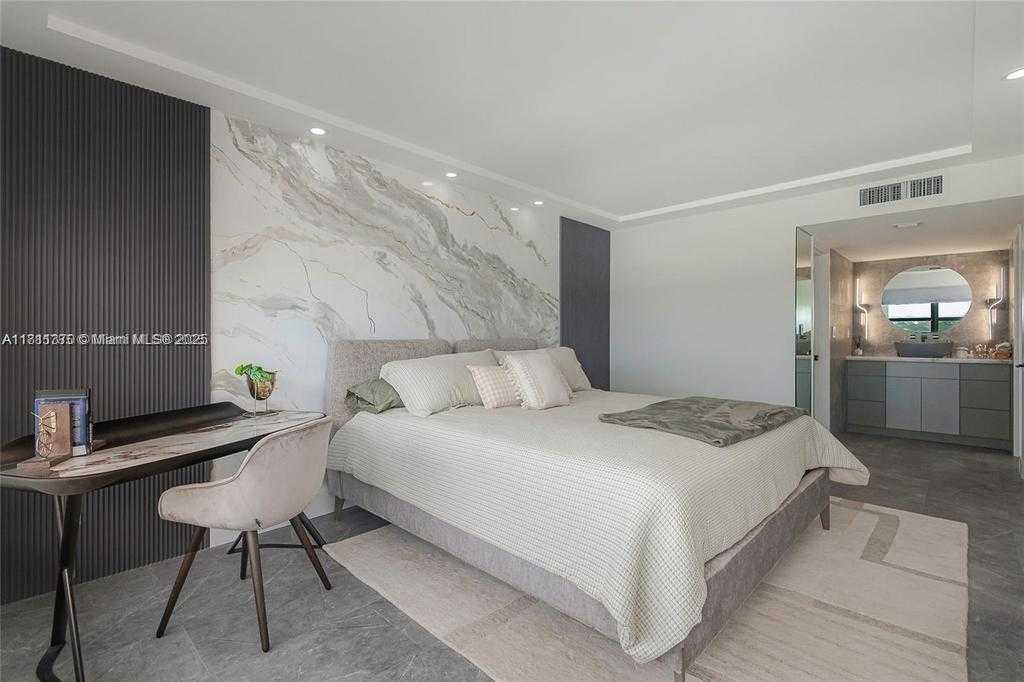 Small Image of 3900 GALT OCEAN DR #1109, Fort Lauderdale Number 14