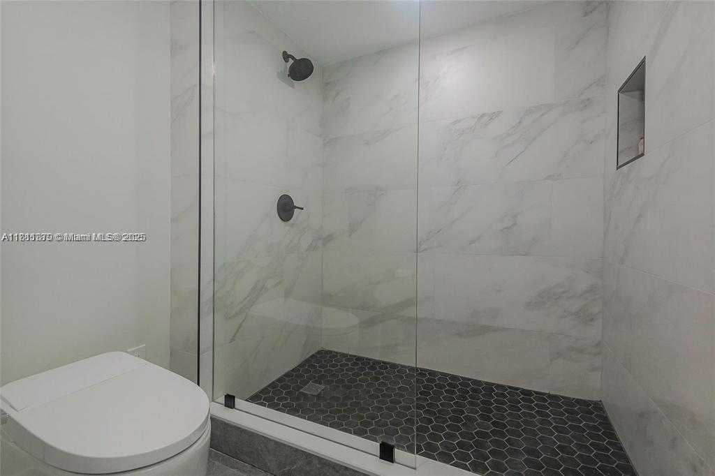 Small Image of 3900 GALT OCEAN DR #1109, Fort Lauderdale Number 16