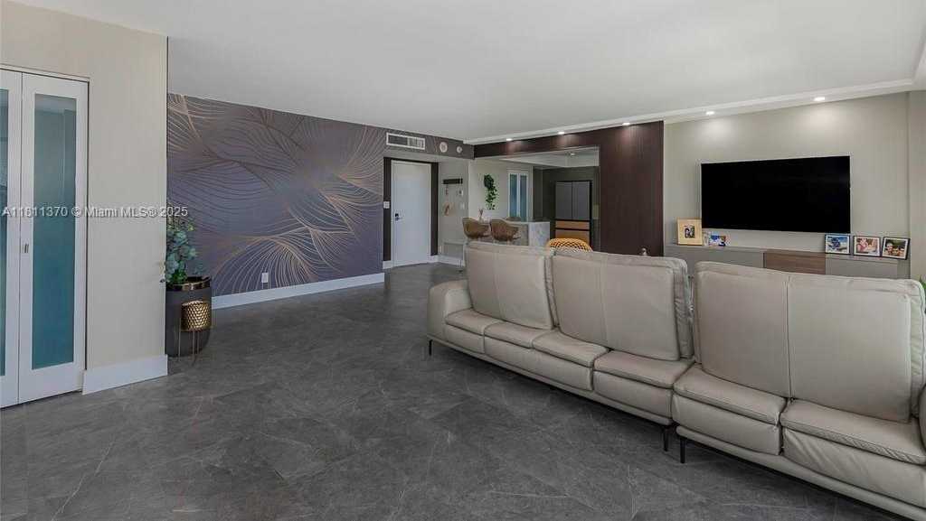Small Image of 3900 GALT OCEAN DR #1109, Fort Lauderdale Number 6