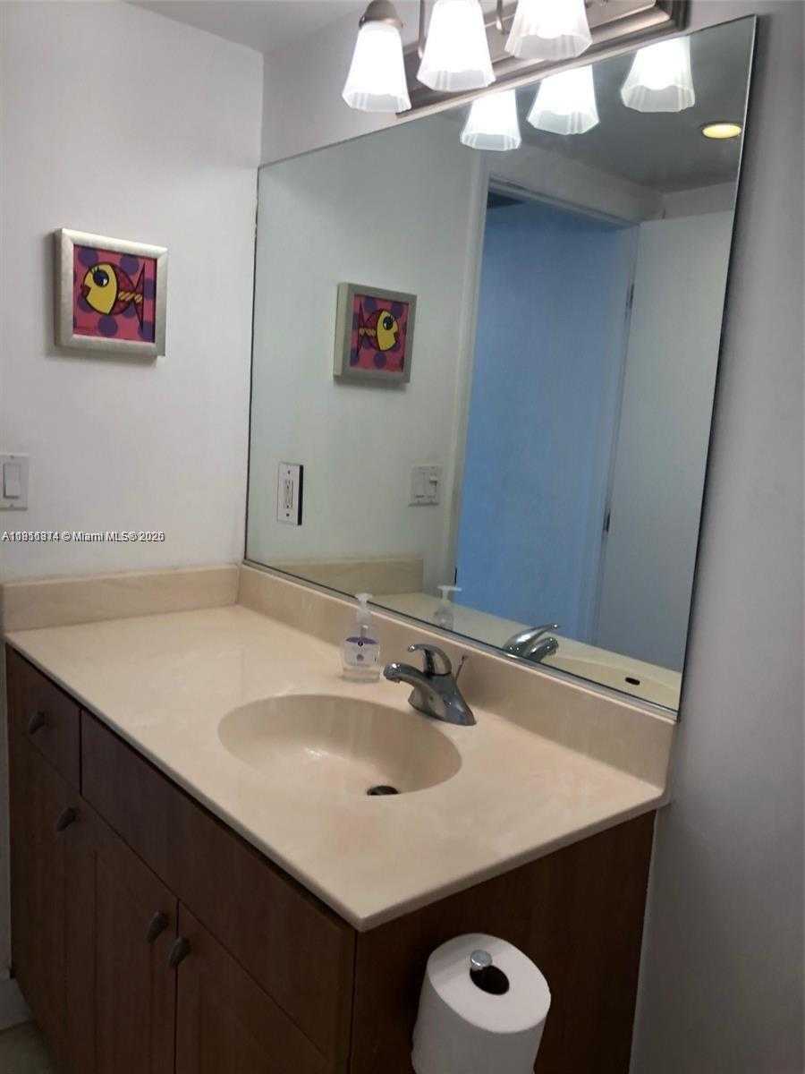 Small Image of 401 69TH ST #602, Miami Beach Number 13