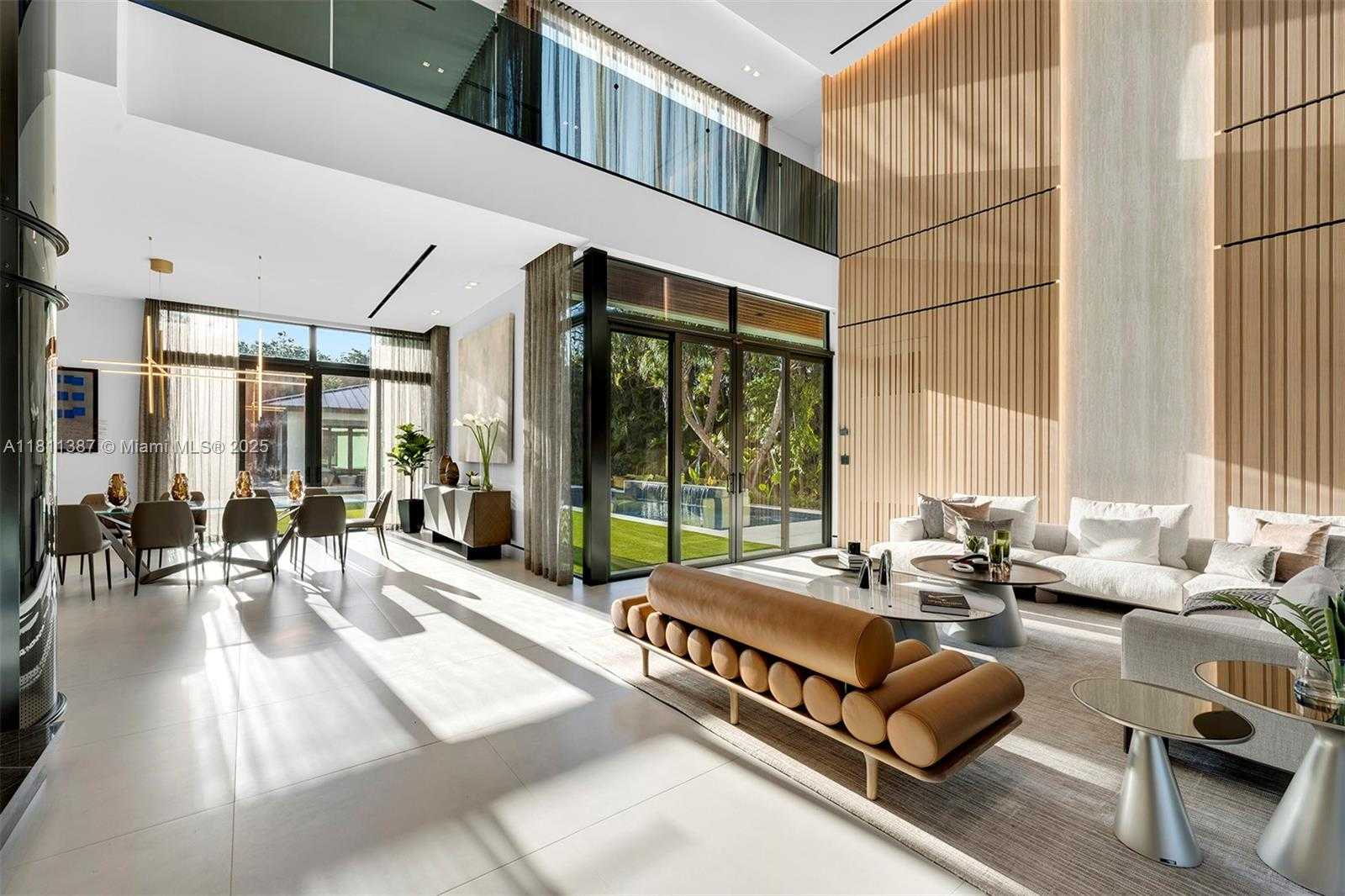 Small Image of 12500 SOUTH WEST 64 AVE, Pinecrest Number 2