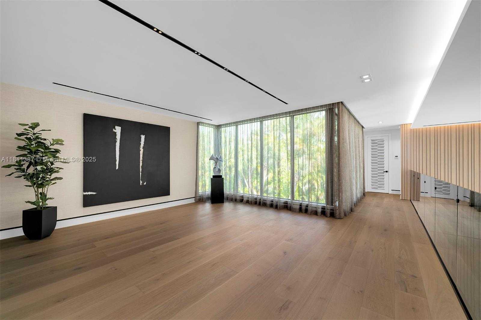 Small Image of 12500 SOUTH WEST 64 AVE, Pinecrest Number 21