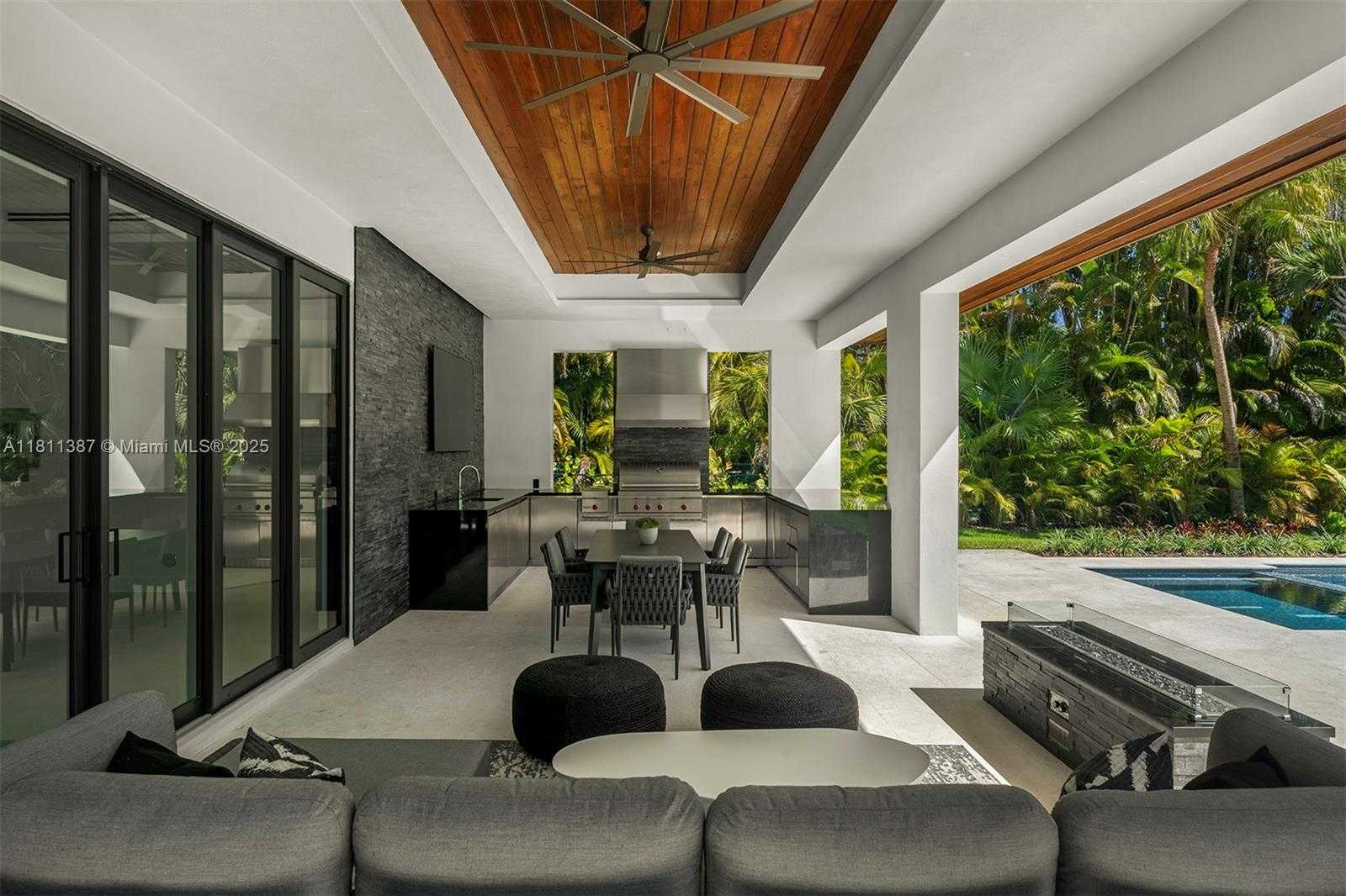 Small Image of 12500 SOUTH WEST 64 AVE, Pinecrest Number 42