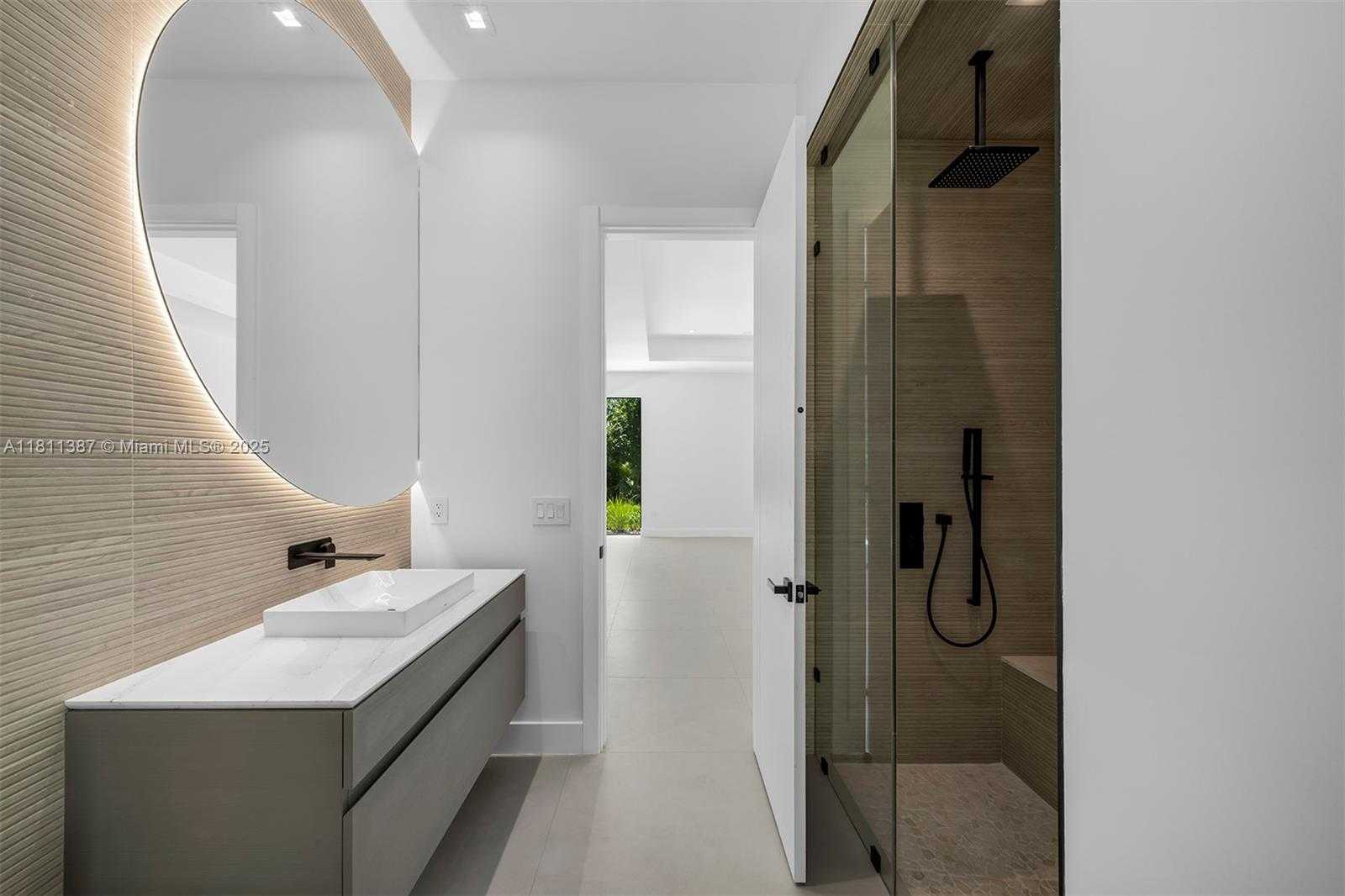 Small Image of 12500 SOUTH WEST 64 AVE, Pinecrest Number 44