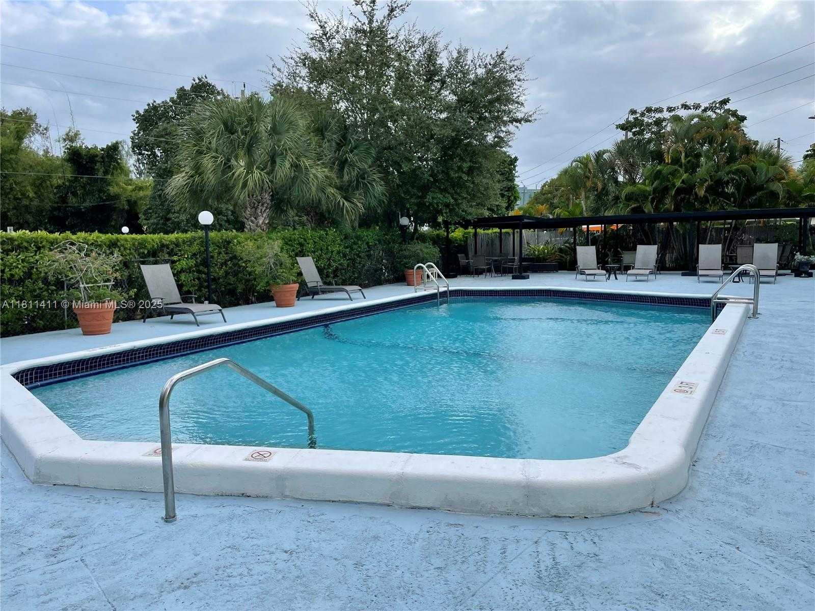 Small Image of 16851 NORTH EAST 23RD AVE #B102, North Miami Beach Number 2