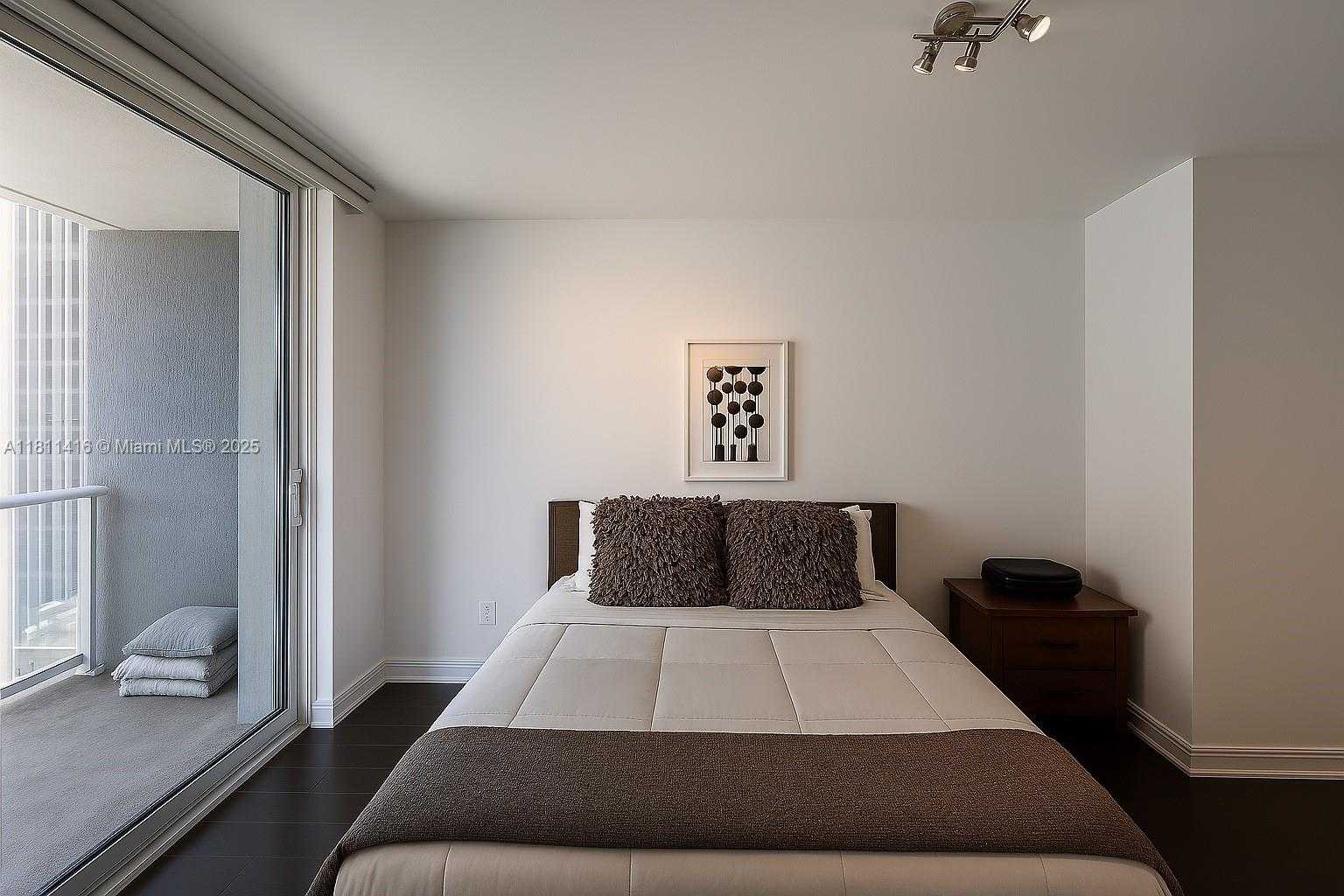 Small Image of 50 BISCAYNE BLVD #1510, Miami Number 15