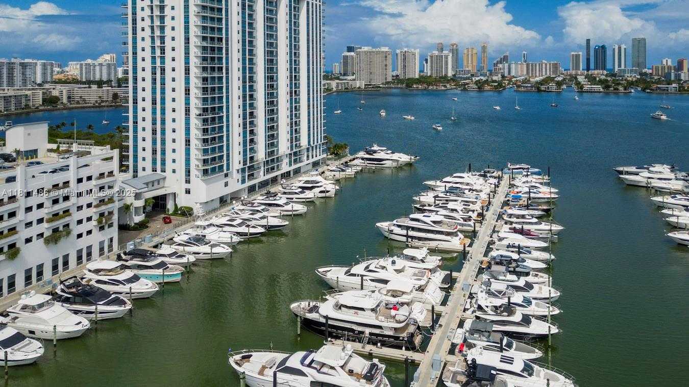 Small Image of 17301 BISCAYNE BLVD #2305, North Miami Beach Number 3