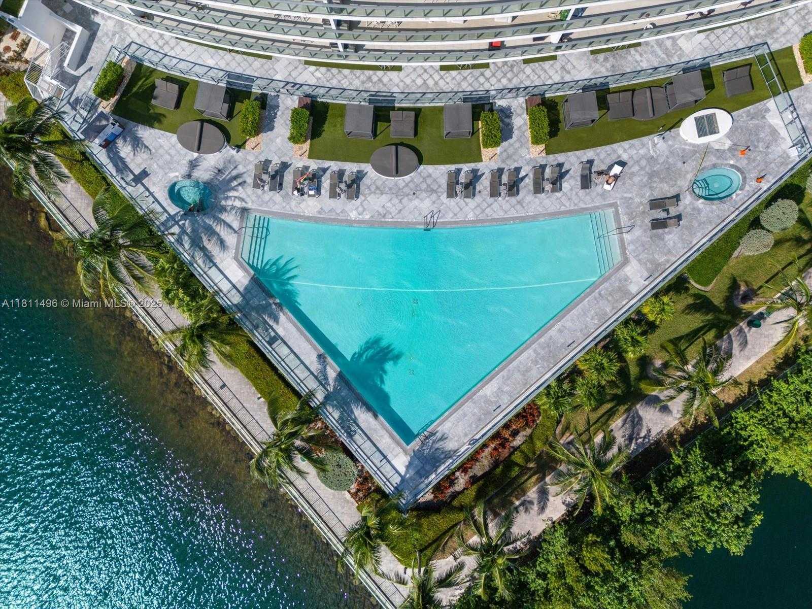 Small Image of 3250 NORTH EAST 188TH ST #102, Aventura Number 28