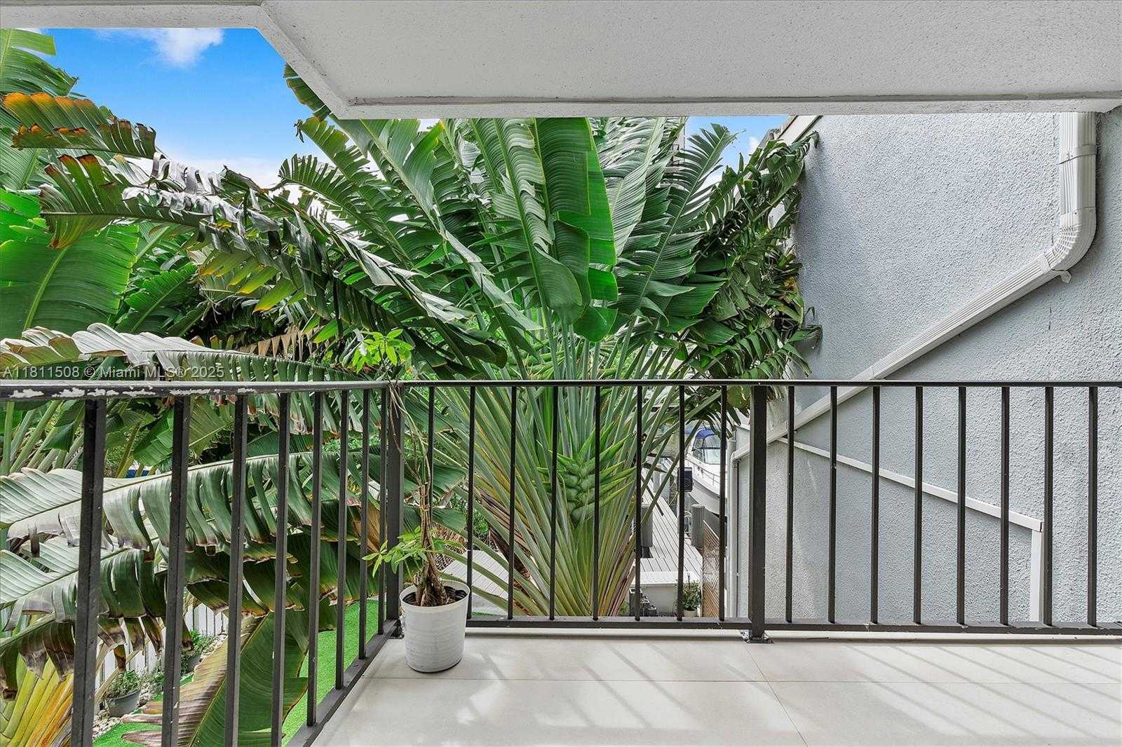 Small Image of 300 POINCIANA DR #702, Sunny Isles Beach Number 19