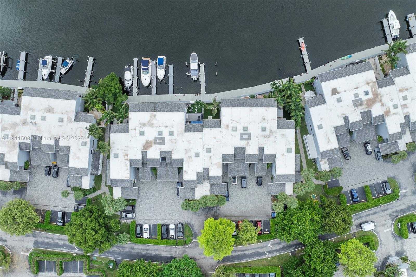 Small Image of 300 POINCIANA DR #702, Sunny Isles Beach Number 29