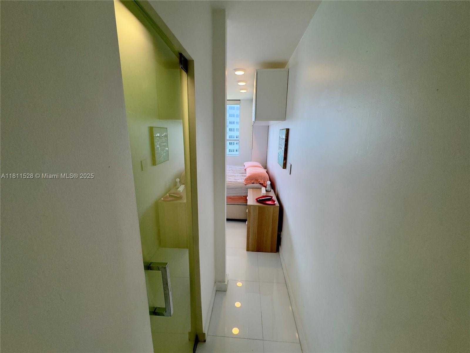 Small Image of 1500 BAY RD #1040S, Miami Beach Number 22