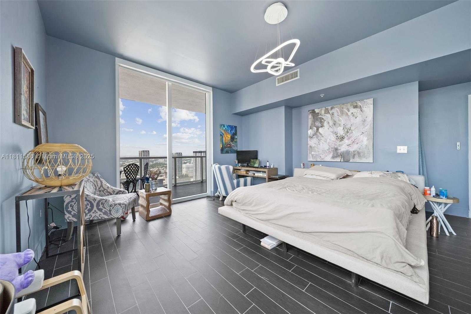 Small Image of 244 BISCAYNE BLVD #4608, Miami Number 26