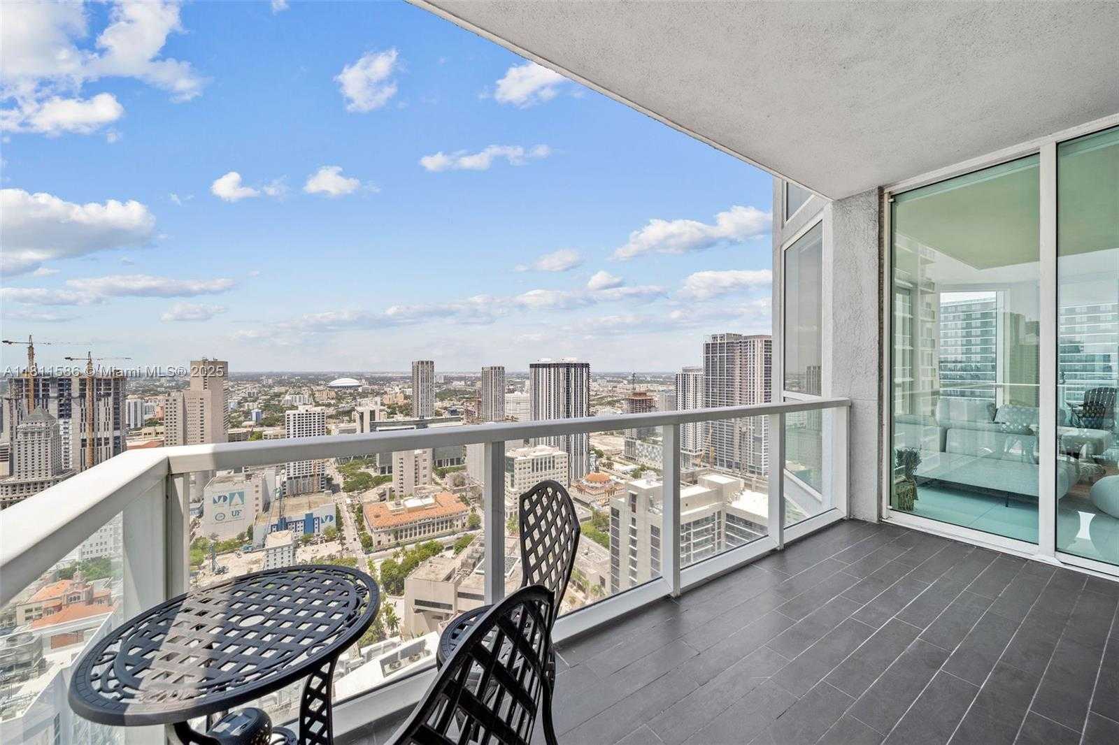 Small Image of 244 BISCAYNE BLVD #4608, Miami Number 4