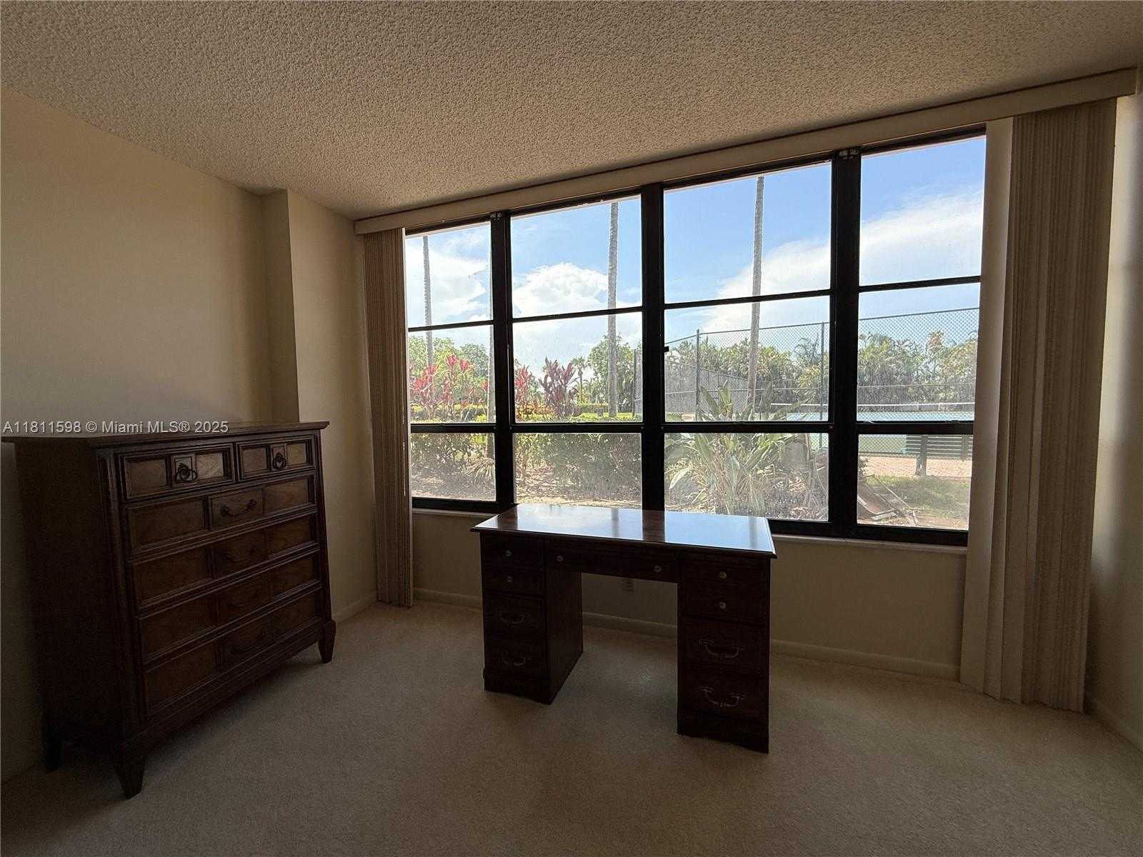 Small Image of 600 THREE ISLANDS BLVD #101, Hallandale Beach Number 16