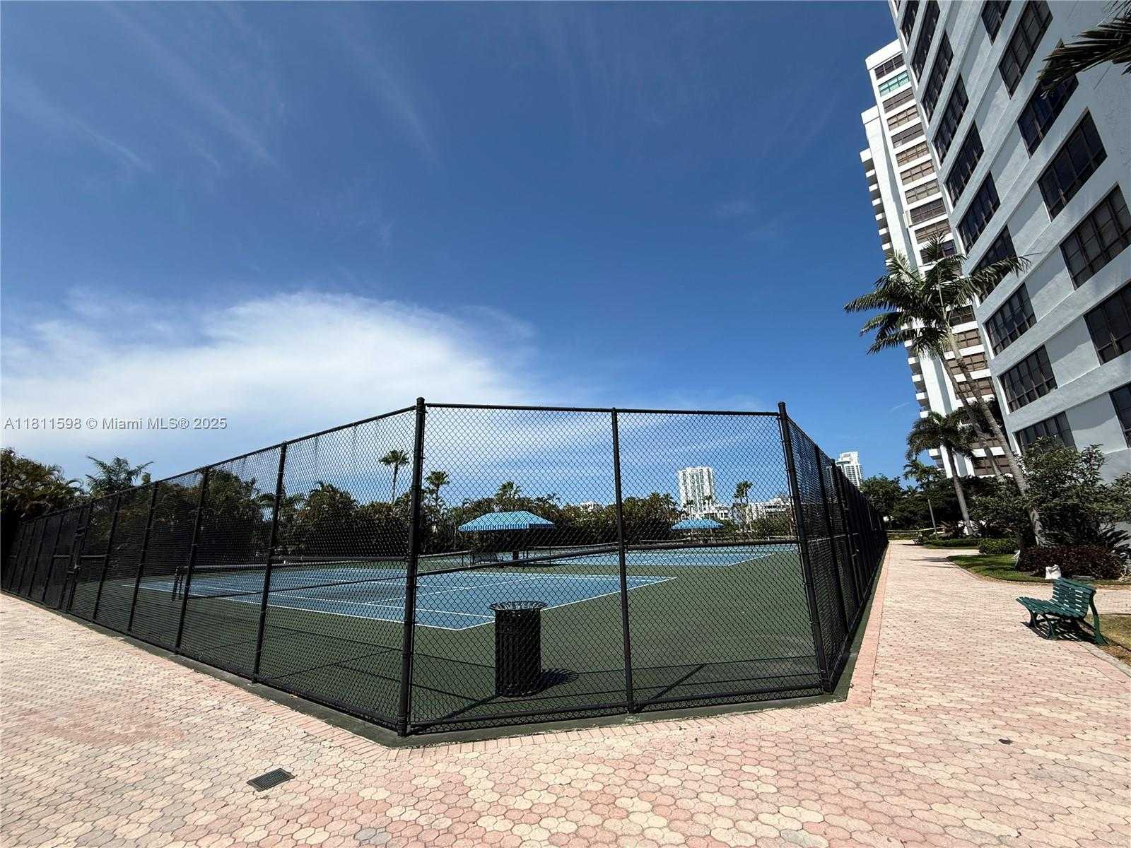 Small Image of 600 THREE ISLANDS BLVD #101, Hallandale Beach Number 25