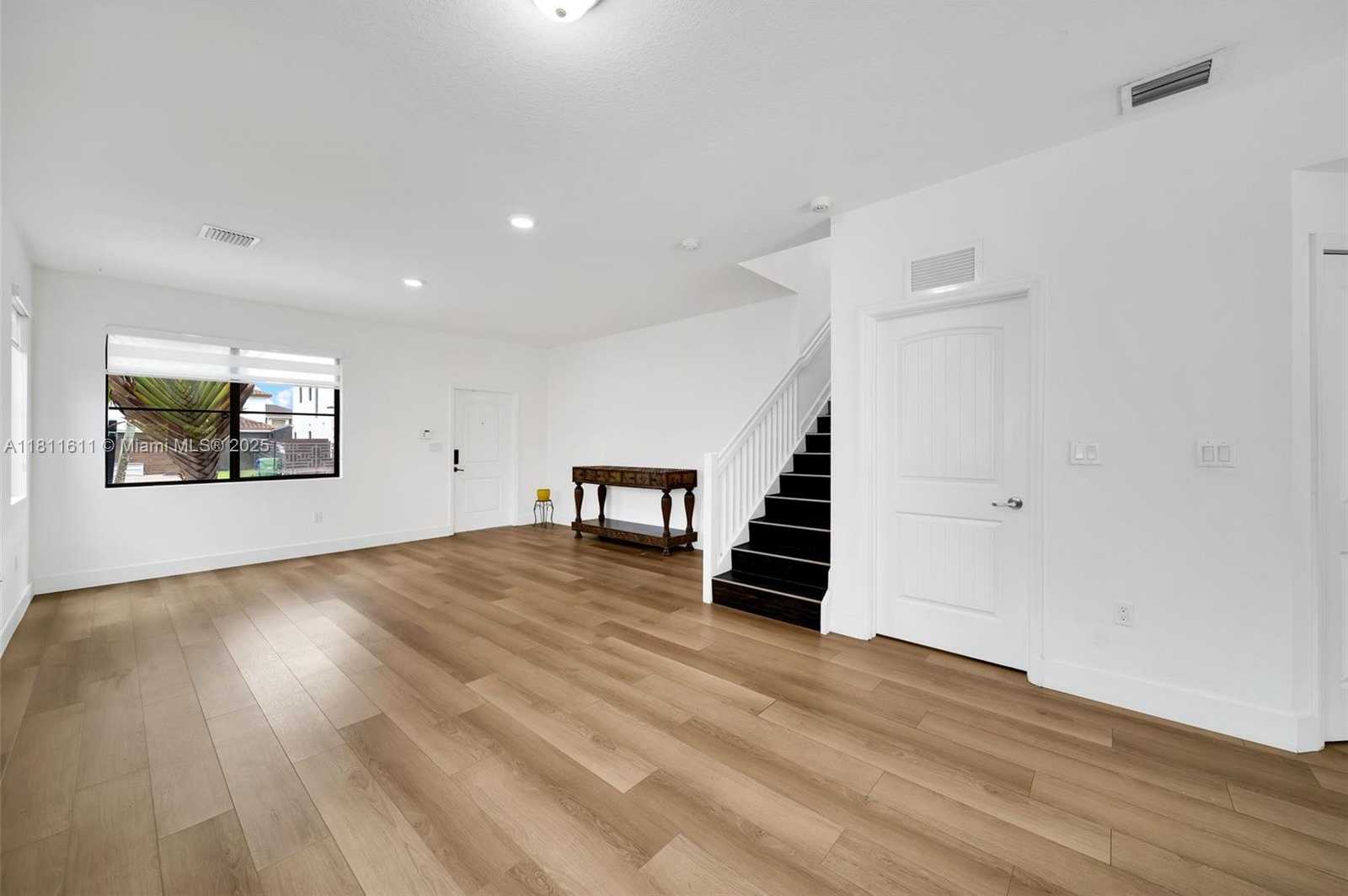 Small Image of 23061 SOUTH WEST 114TH PATH, Miami Number 12