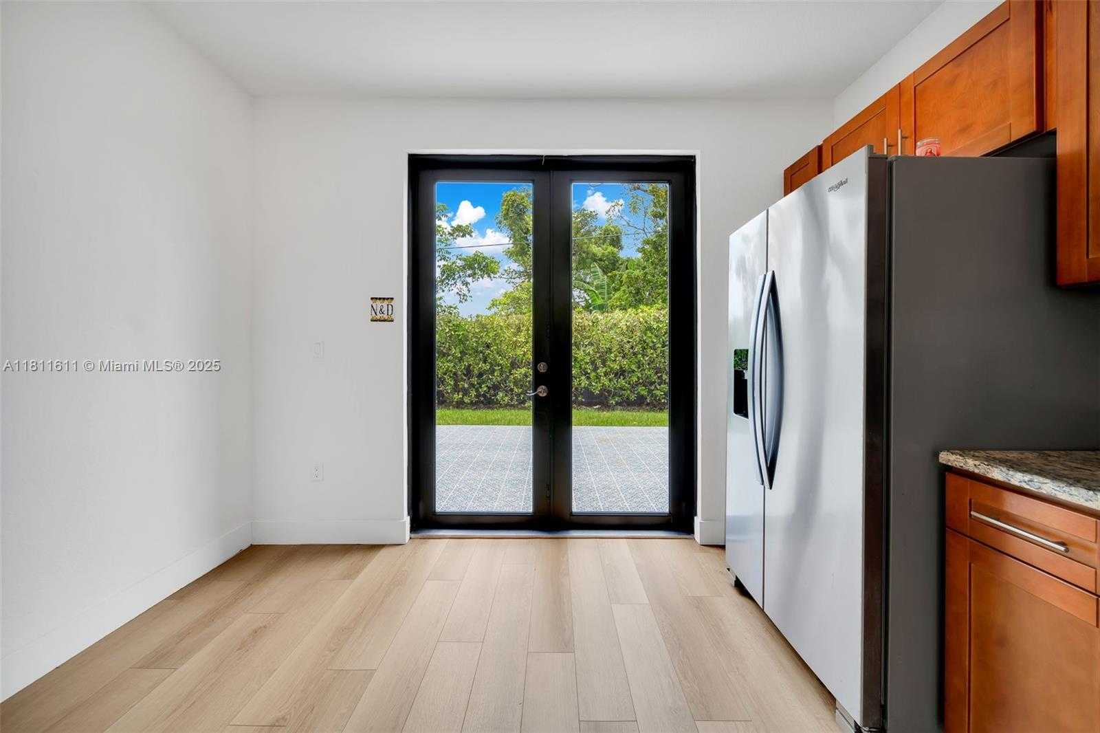 Small Image of 23061 SOUTH WEST 114TH PATH, Miami Number 15