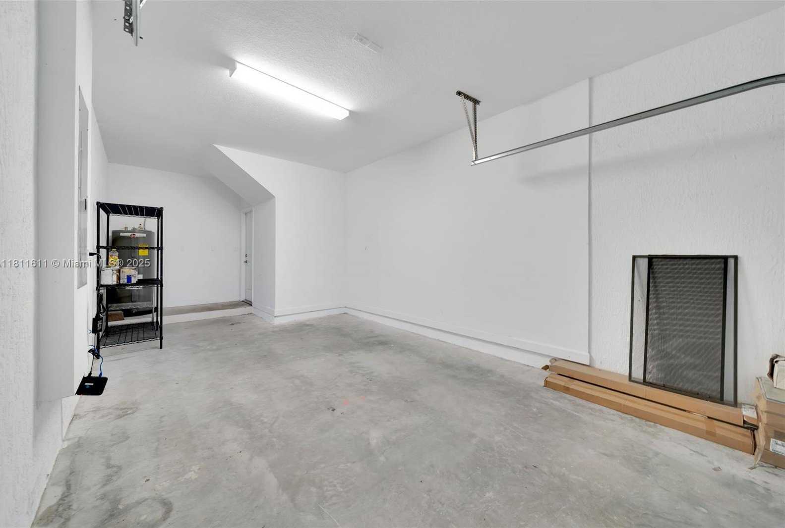 Small Image of 23061 SOUTH WEST 114TH PATH, Miami Number 24