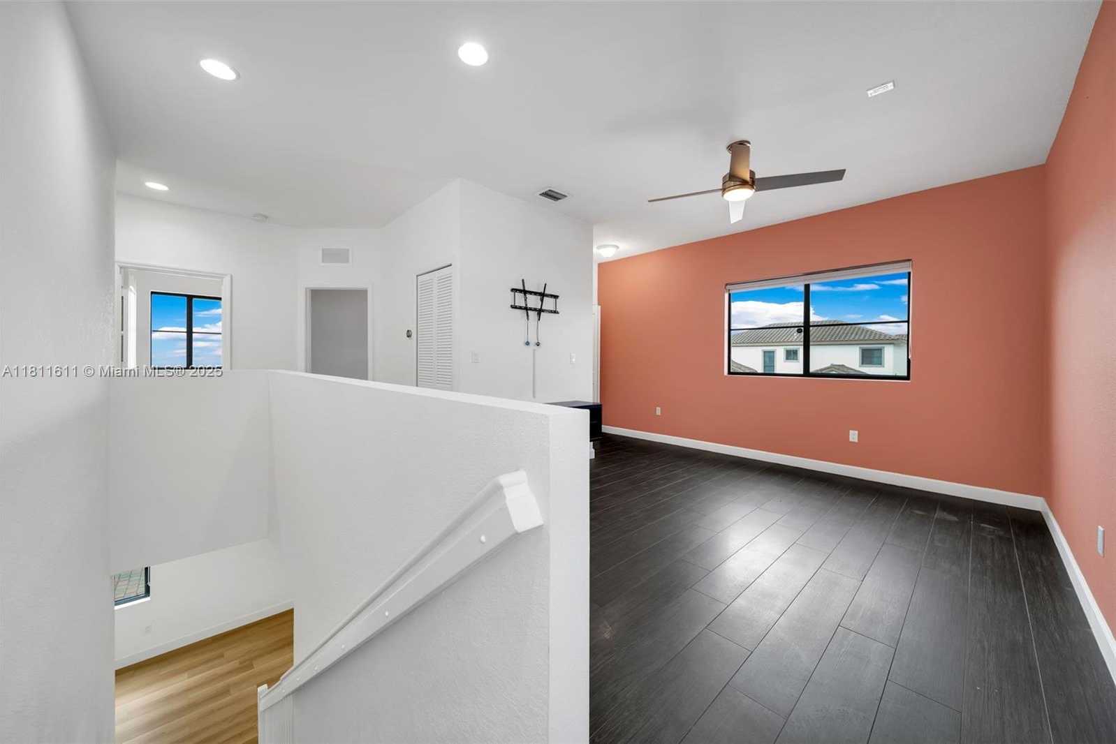 Small Image of 23061 SOUTH WEST 114TH PATH, Miami Number 26