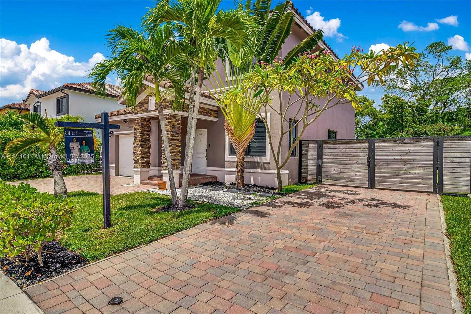 Small Image of 23061 SOUTH WEST 114TH PATH, Miami Number 3