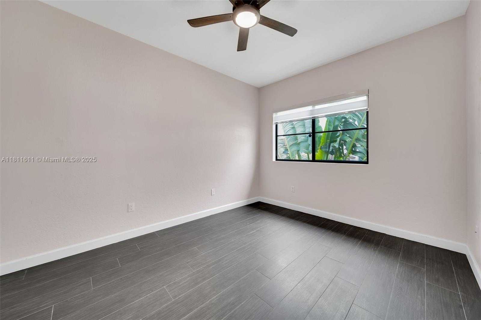 Small Image of 23061 SOUTH WEST 114TH PATH, Miami Number 30