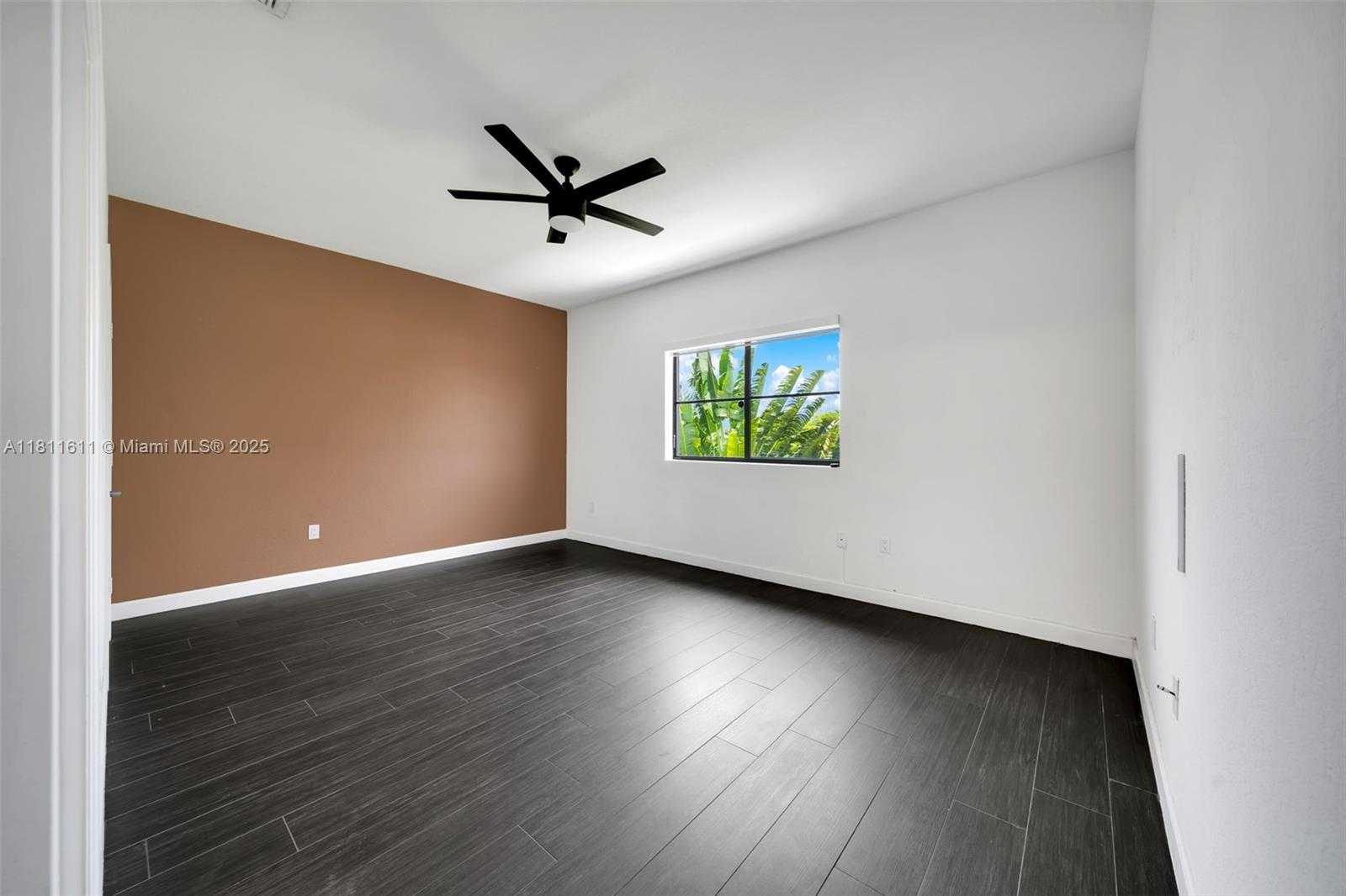 Small Image of 23061 SOUTH WEST 114TH PATH, Miami Number 36
