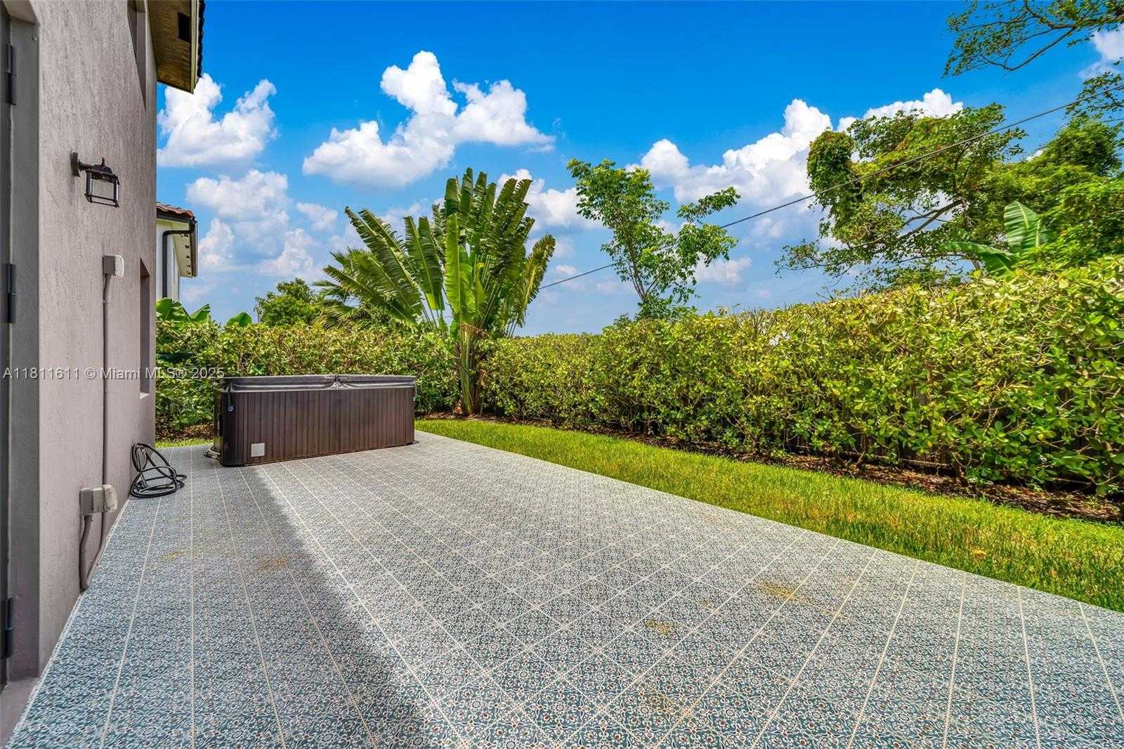 Small Image of 23061 SOUTH WEST 114TH PATH, Miami Number 44
