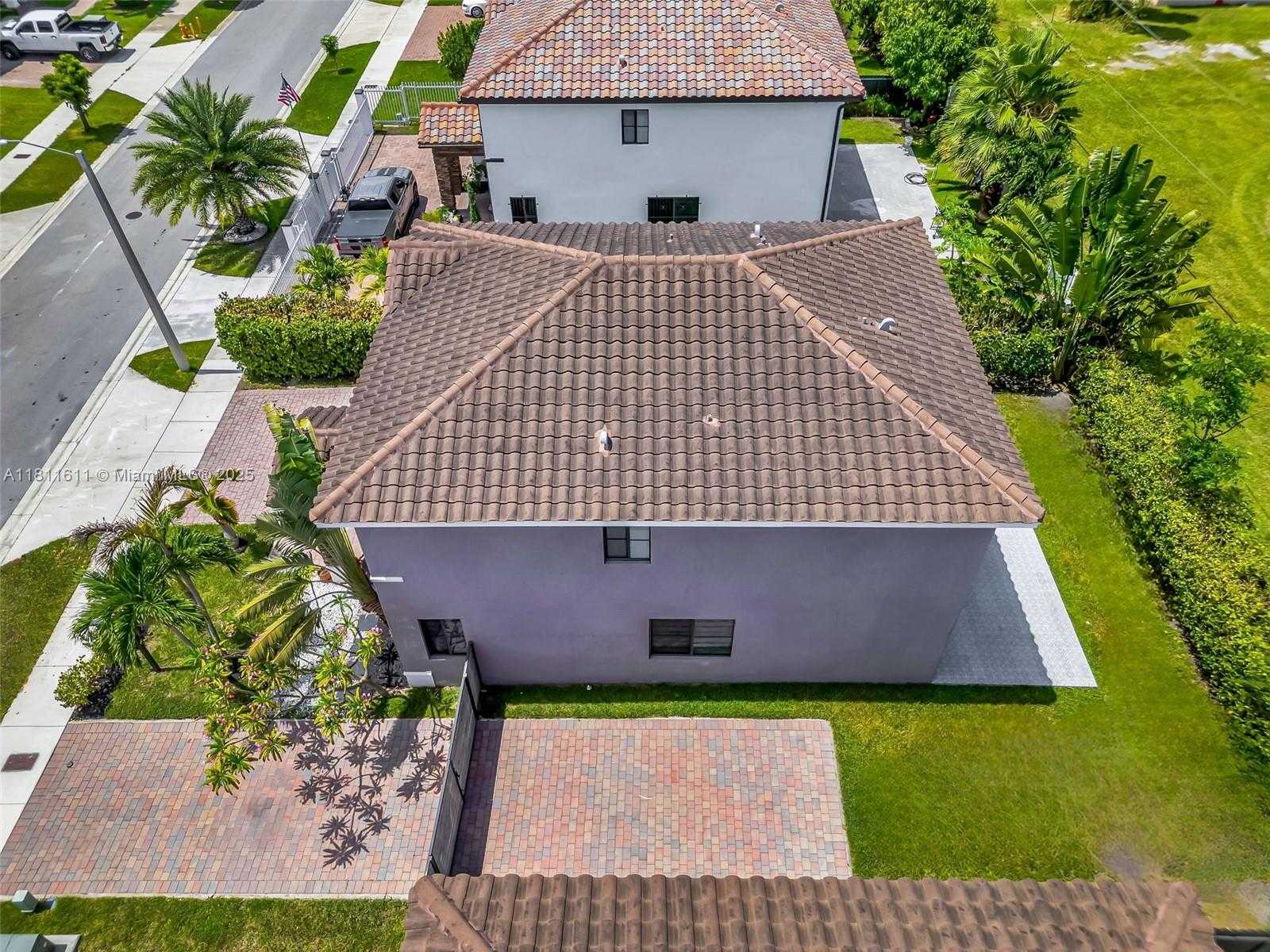 Small Image of 23061 SOUTH WEST 114TH PATH, Miami Number 47