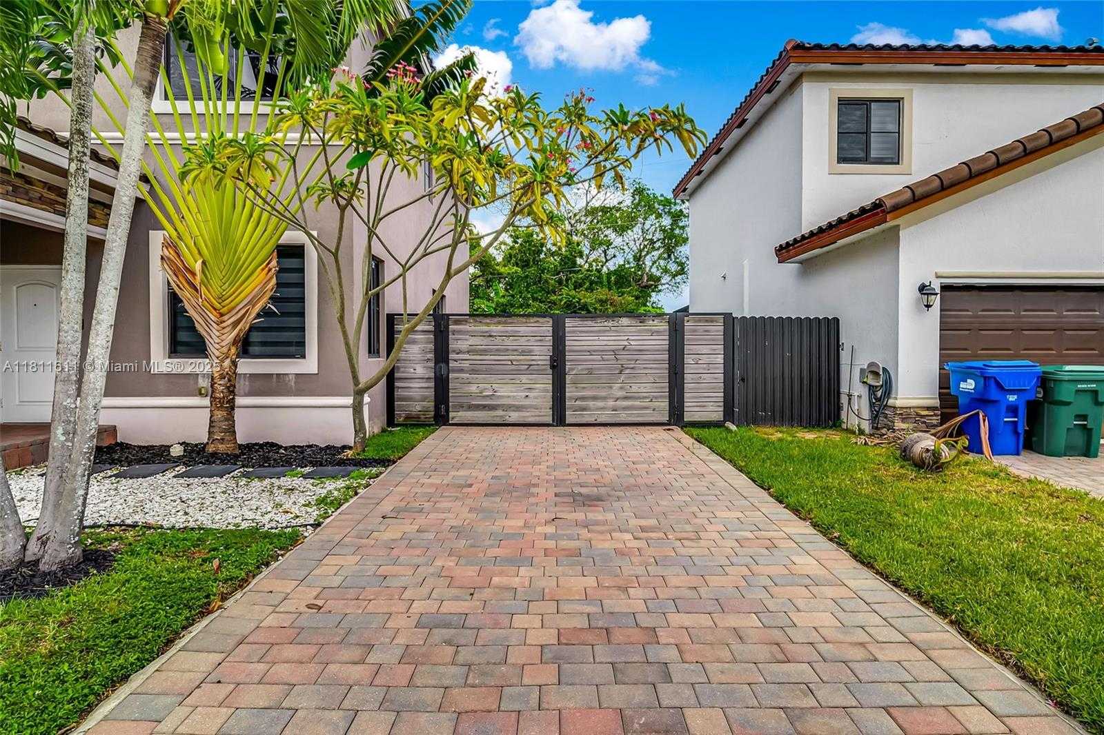 Small Image of 23061 SOUTH WEST 114TH PATH, Miami Number 5