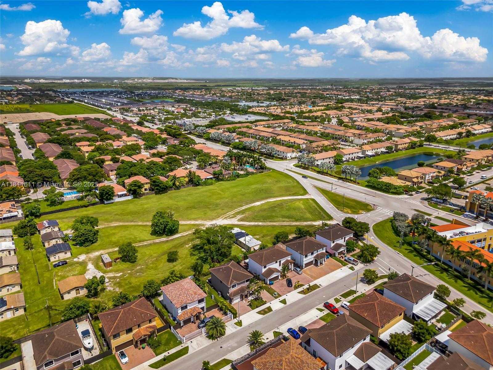 Small Image of 23061 SOUTH WEST 114TH PATH, Miami Number 50
