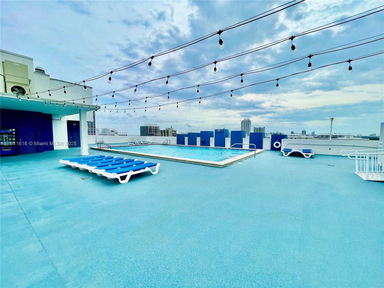 Small Image of 401 69TH ST #405, Miami Beach Number 20