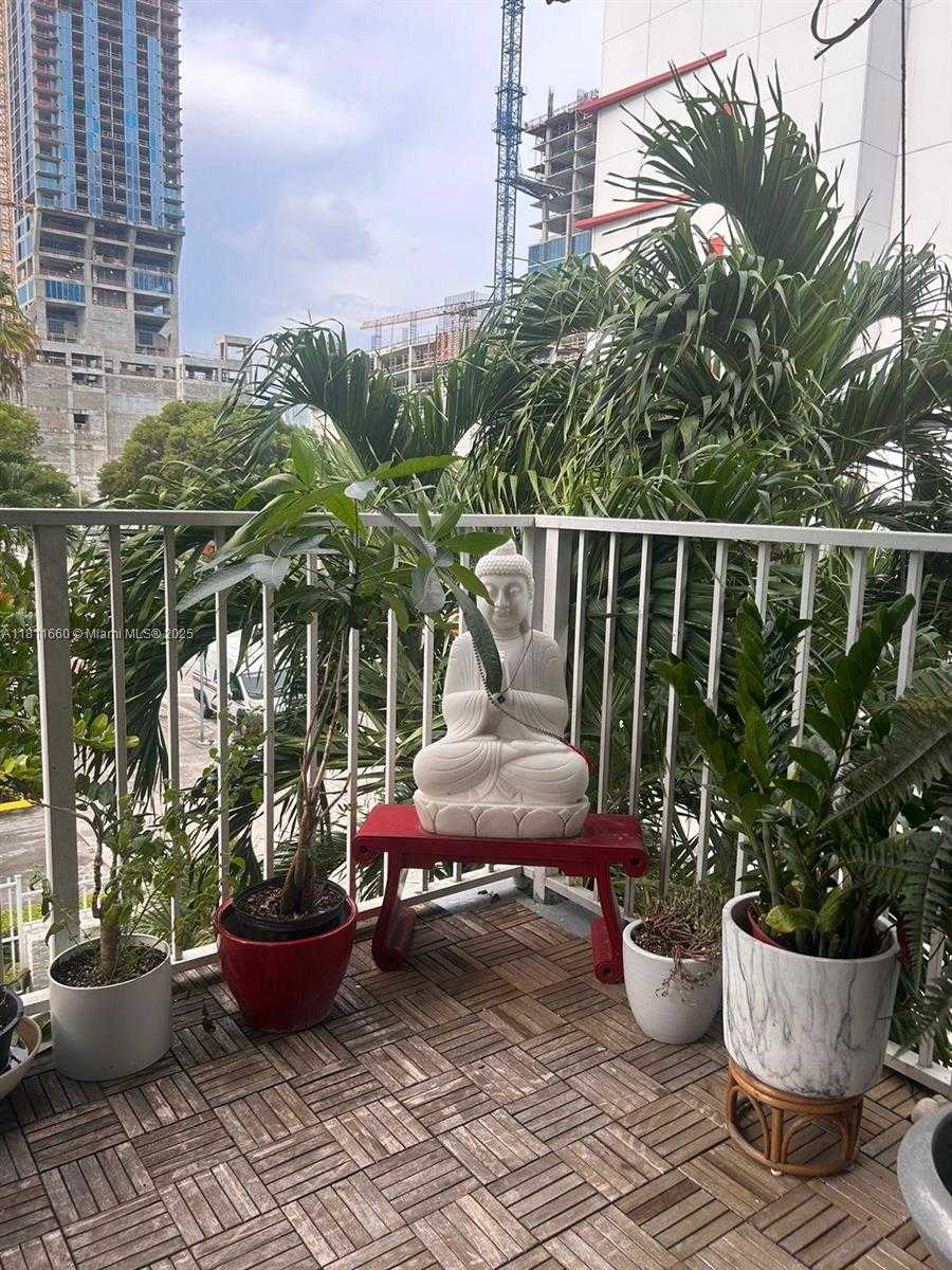 Small Image of 800 NORTH MIAMI AVE #E-308, Miami Number 5