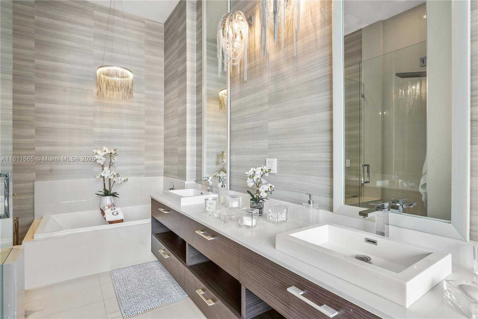 Small Image of 45 SOUTH WEST 9TH ST #4903, Miami Number 13