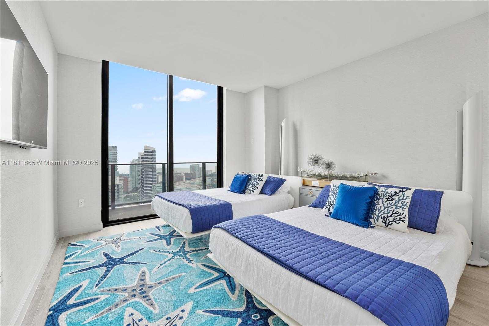 Small Image of 45 SOUTH WEST 9TH ST #4903, Miami Number 21