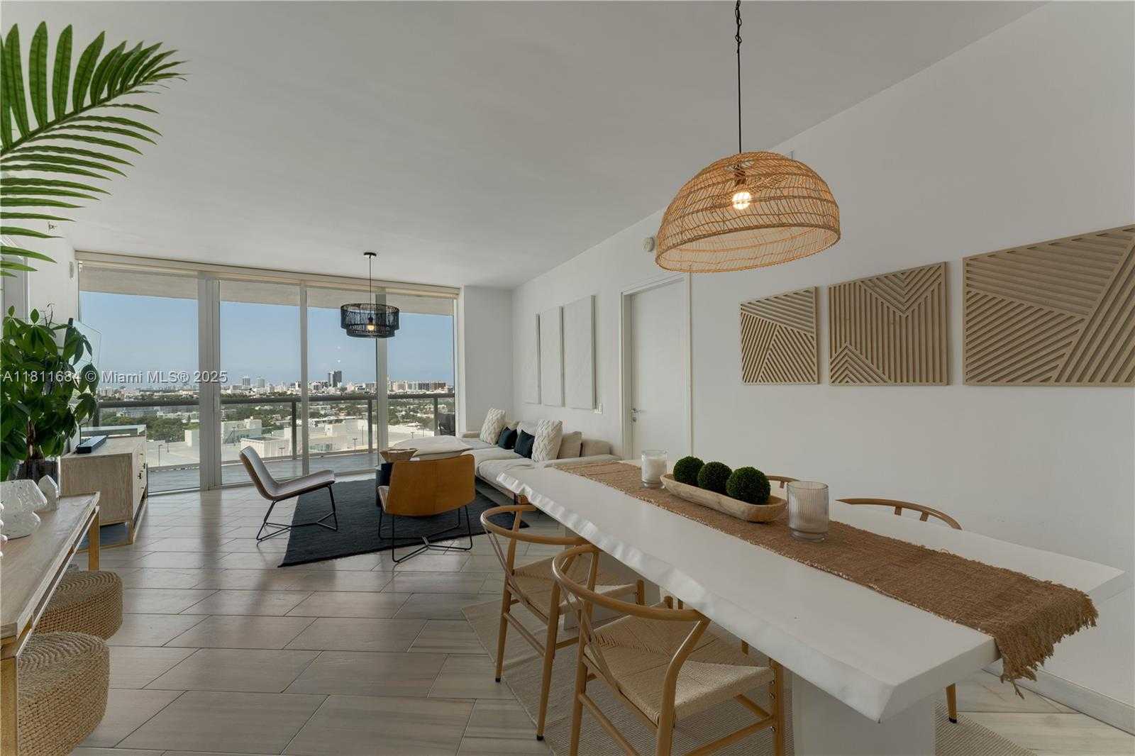 Small Image of 450 ALTON RD #1510, Miami Beach Number 5
