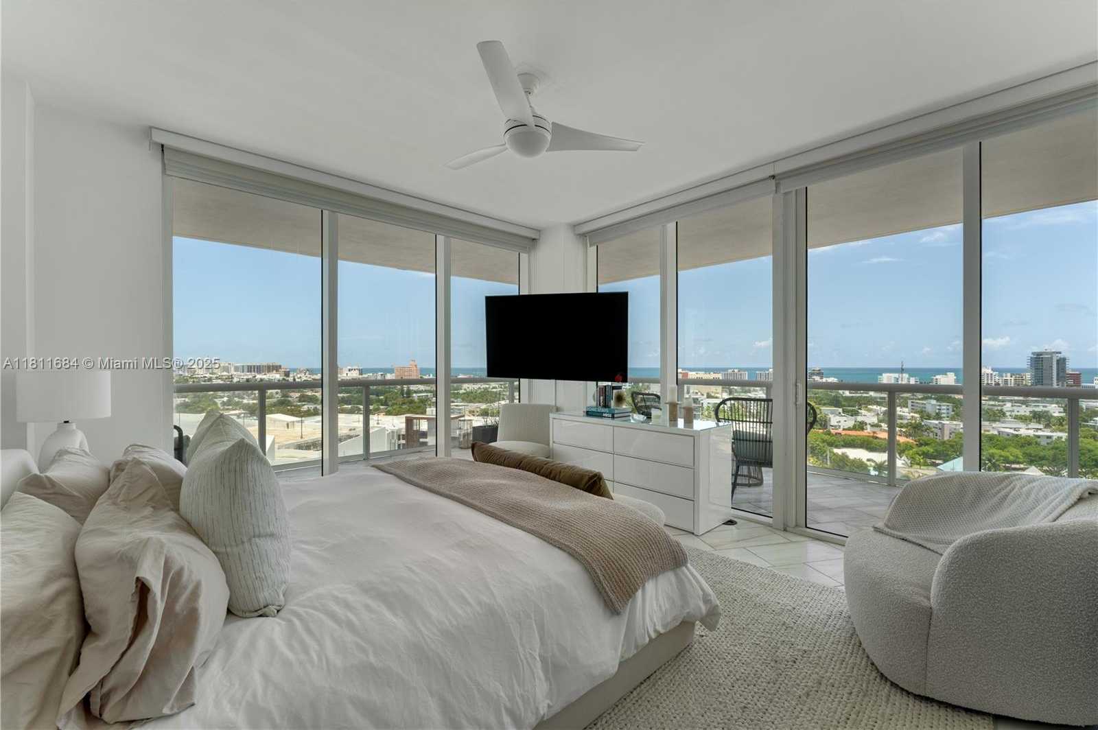 Small Image of 450 ALTON RD #1510, Miami Beach Number 9