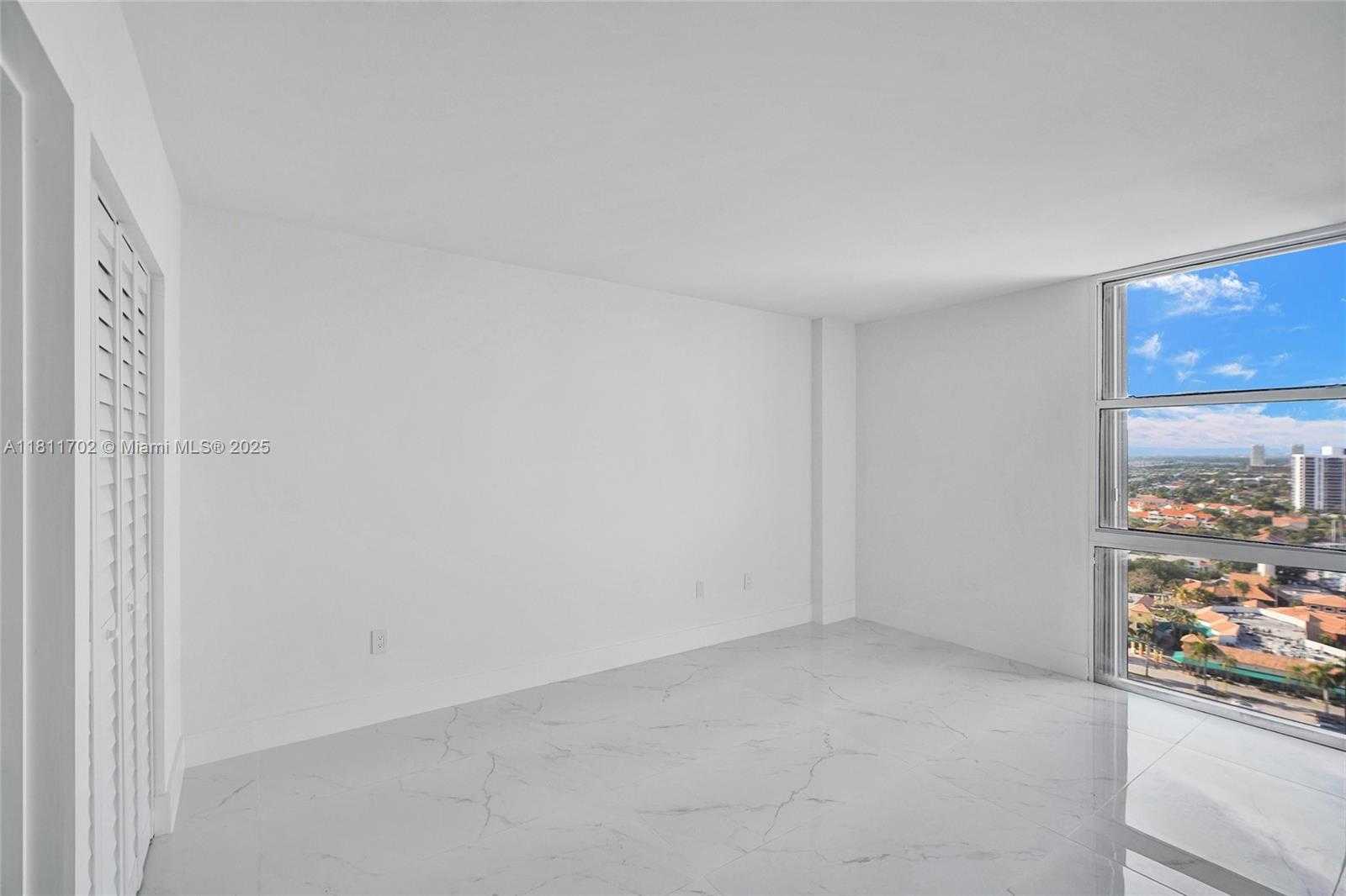 Small Image of 3625 NORTH COUNTRY CLUB DR #2310, Aventura Number 28