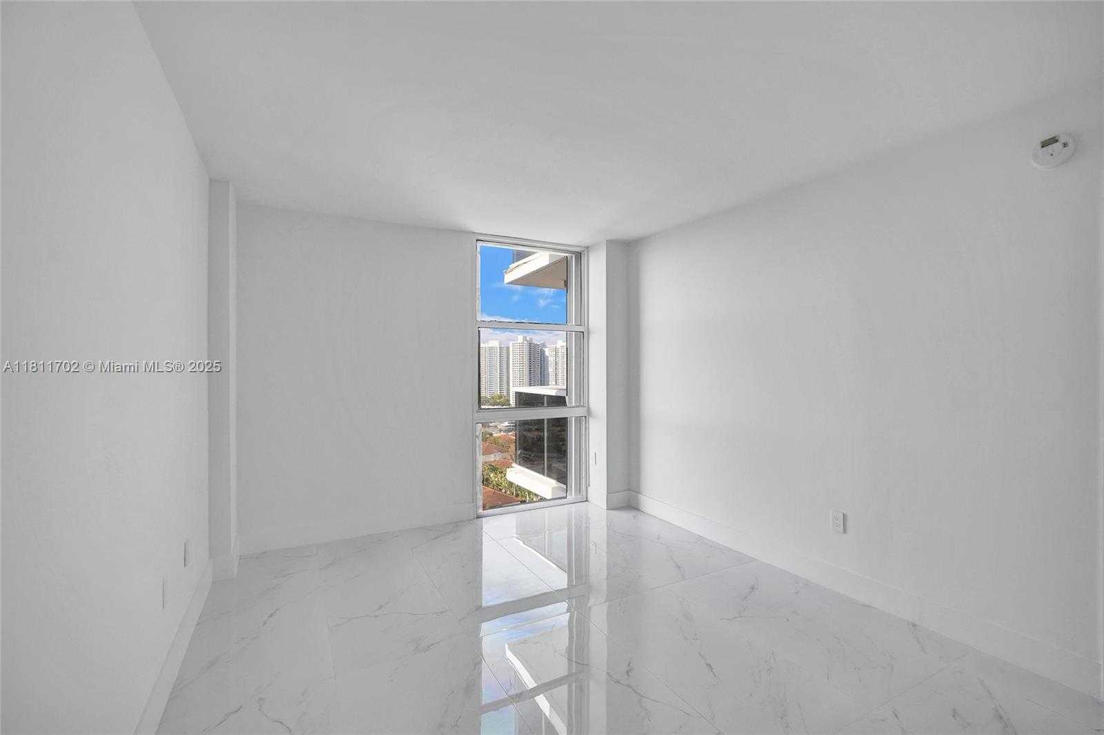 Small Image of 3625 NORTH COUNTRY CLUB DR #2310, Aventura Number 30