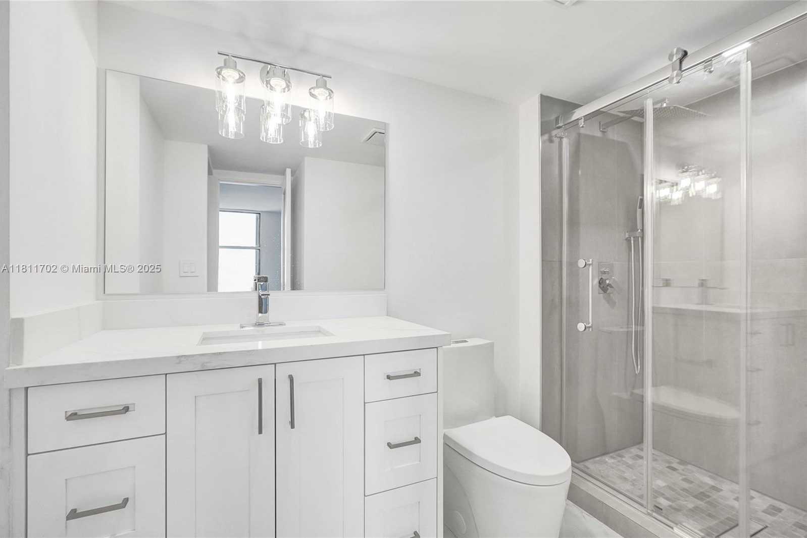 Small Image of 3625 NORTH COUNTRY CLUB DR #2310, Aventura Number 34