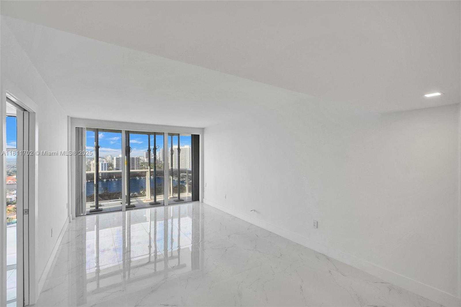 Small Image of 3625 NORTH COUNTRY CLUB DR #2310, Aventura Number 8